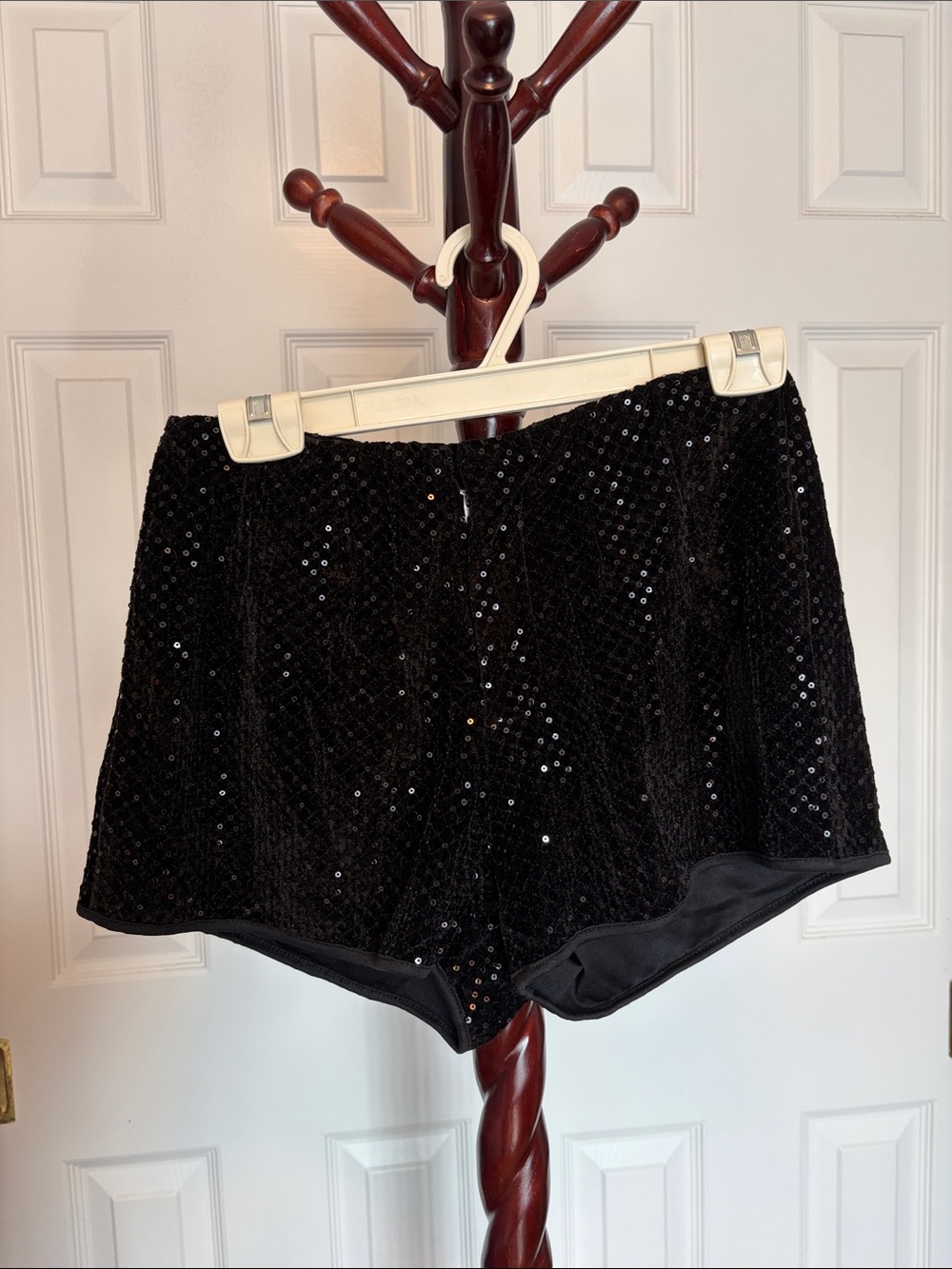 Forever 21 Sequin Shorts in Black Size Medium